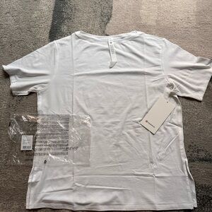 NWT Lululemon Relaxed-Fit Boatneck White Short Sleeve Tee